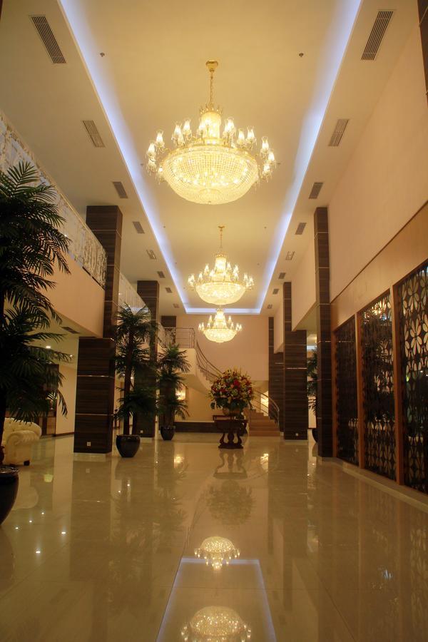 Sutanraja Hotel Kotamobagu 외부 사진
