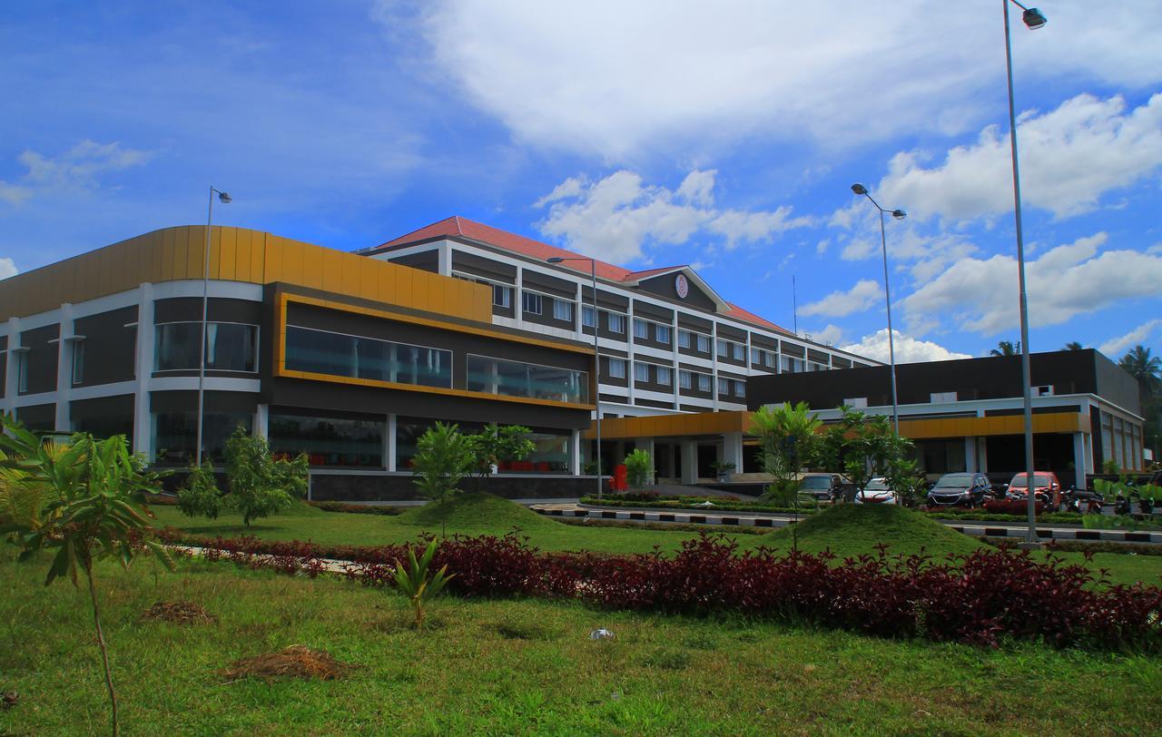 Sutanraja Hotel Kotamobagu 외부 사진